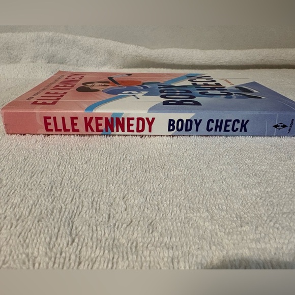 Body Check Paperback : A Spicy Hockey Rom-Com By Elle Kennedy - Picture 6 of 7